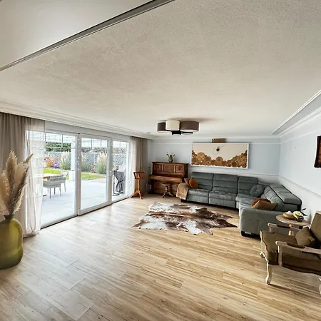 Luxus 5 Schlafzimmern Sauna Privater Pool Grosser Garten * Ebersbach an der Fils