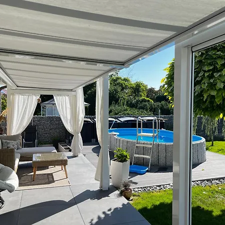 Luxus 5 Schlafzimmern Sauna Privater Pool Grosser Garten