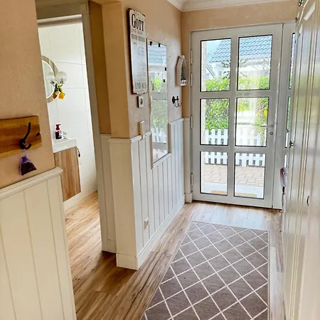 דירה Luxus 5 Schlafzimmern Sauna Privater Pool Grosser Garten