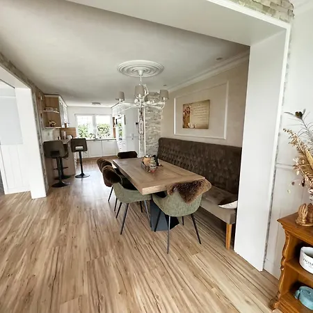 Luxus 5 Schlafzimmern Sauna Privater Pool Grosser Garten דירה