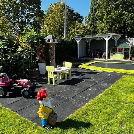 Luxus 5 Schlafzimmern Sauna Privater Pool Grosser Garten דירה